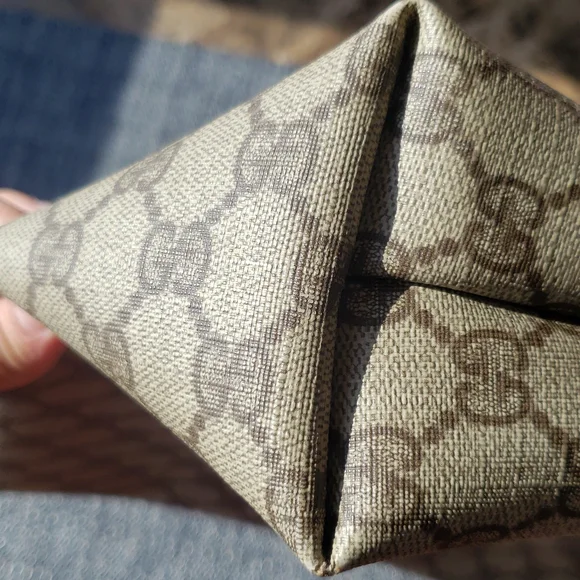 Gucci - Picture 5 of 10